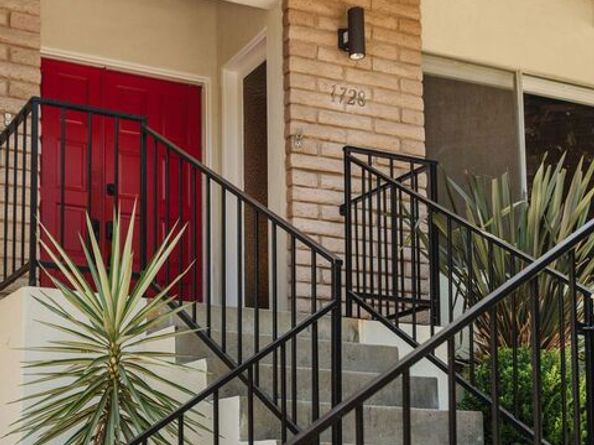 1728 Royal Boulevard, Glendale CA 91207