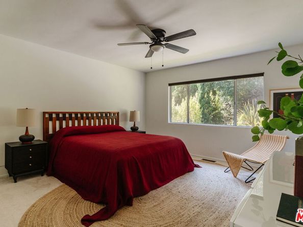 1728 Royal Boulevard, Glendale CA 91207
