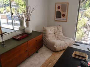1728 Royal Boulevard, Glendale CA 91207