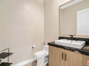 11848 N Hillsborough Lane, Porter Ranch CA 91326