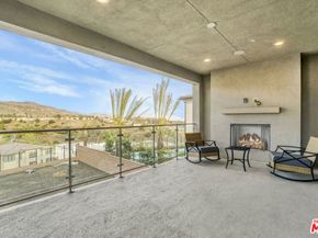 11848 N Hillsborough Lane, Porter Ranch CA 91326