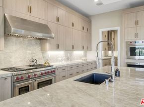 11848 N Hillsborough Lane, Porter Ranch CA 91326