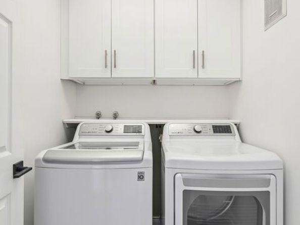 2241 Canyonback Road, Los Angeles CA 90049