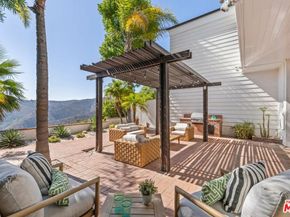 2241 Canyonback Road, Los Angeles CA 90049