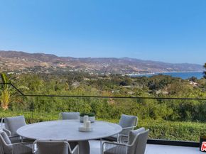 7052 Dume Drive, Malibu CA 90265