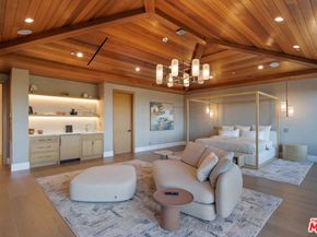 7052 Dume Drive, Malibu CA 90265