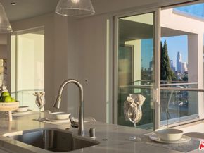 1551 Lucretia Avenue, Los Angeles CA 90026