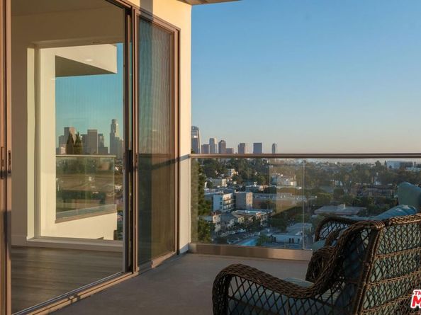 1551 Lucretia Avenue, Los Angeles CA 90026