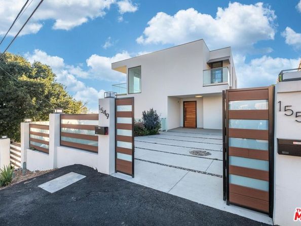 1551 Lucretia Avenue, Los Angeles CA 90026