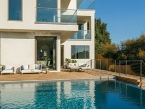 1551 Lucretia Avenue, Los Angeles CA 90026