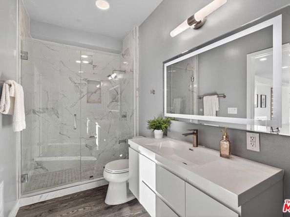 1551 Lucretia Avenue, Los Angeles CA 90026