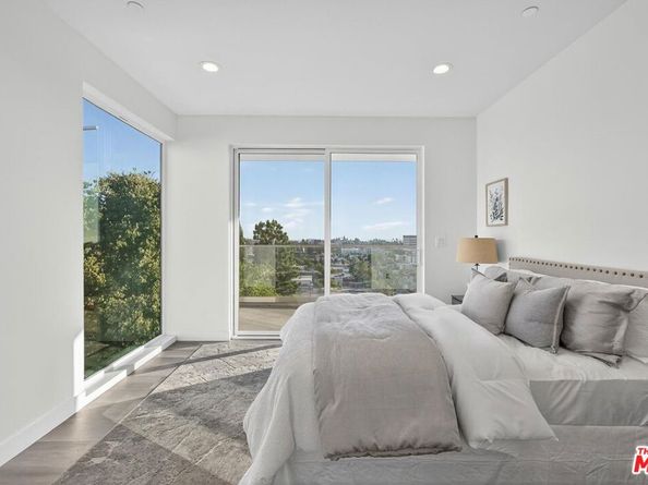 1551 Lucretia Avenue, Los Angeles CA 90026