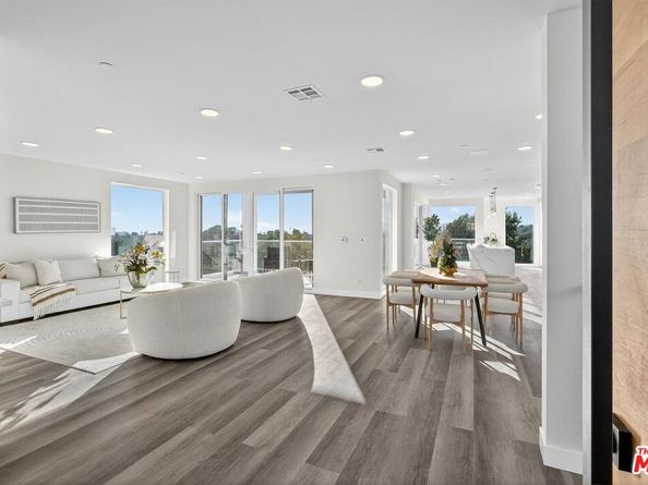 1551 Lucretia Avenue, Los Angeles CA 90026