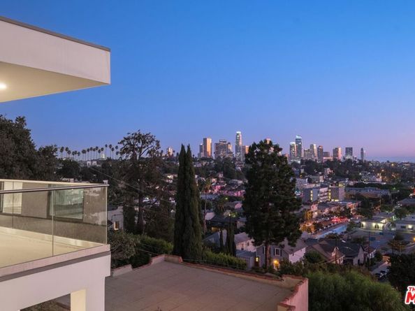 1551 Lucretia Avenue, Los Angeles CA 90026