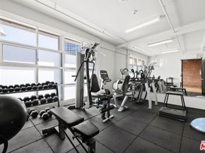 500 Molino Street 114, Los Angeles CA 90013