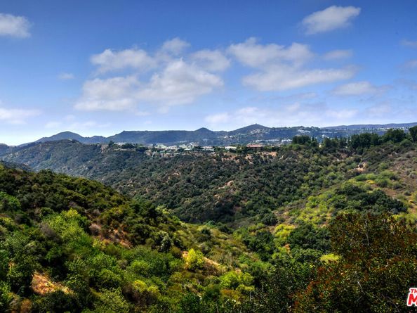 2345 Roscomare Road 205, Los Angeles CA 90077