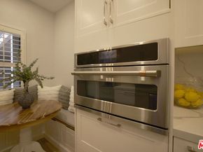 14844 Dickens Street 108, Sherman Oaks CA 91403