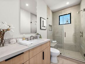 3364 Redwood Avenue, Los Angeles CA 90066