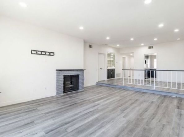 19029 Nordhoff Street 205, Northridge CA 91324