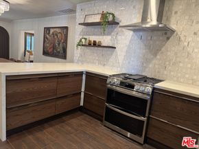 636 N Curson Avenue, Los Angeles CA 90036