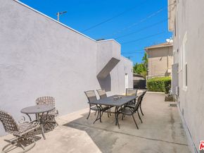 4259 Cahuenga Boulevard, Toluca Lake CA 91602