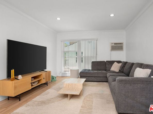 4259 Cahuenga Boulevard, Toluca Lake CA 91602