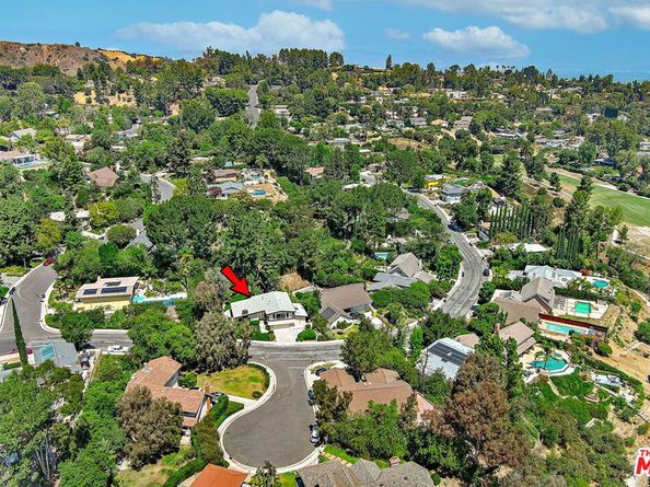 4117 Ellenita Avenue, Tarzana CA 91356