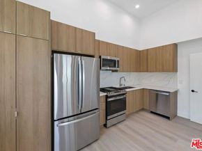 4810 Mascot Street, Los Angeles CA 90019