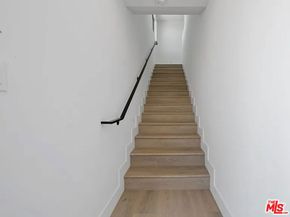 4810 Mascot Street, Los Angeles CA 90019