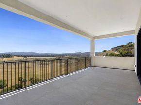 22328 S Summit Ridge Circle, Chatsworth CA 91311