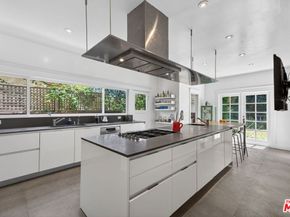 1614 Virginia Road, Los Angeles CA 90019