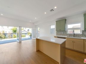 3045 Wellington Road, Los Angeles CA 90016