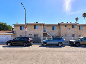 353 W 77th Street, Los Angeles CA 90003