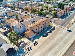 353 W 77th Street, Los Angeles CA 90003