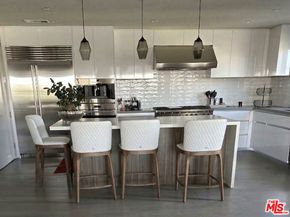 17328 Tramonto Drive 206, Pacific Palisades CA 90272