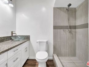 6425 Green Valley Circle 102, Culver City CA 90230