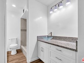 6425 Green Valley Circle 102, Culver City CA 90230