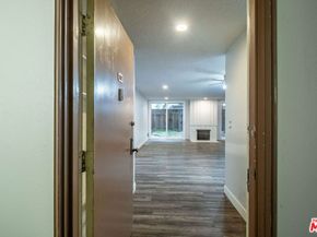 6425 Green Valley Circle 102, Culver City CA 90230