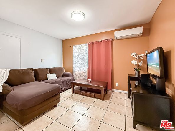 1765 E 113th Street, Los Angeles CA 90059