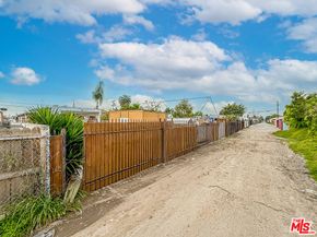 1765 E 113th Street, Los Angeles CA 90059