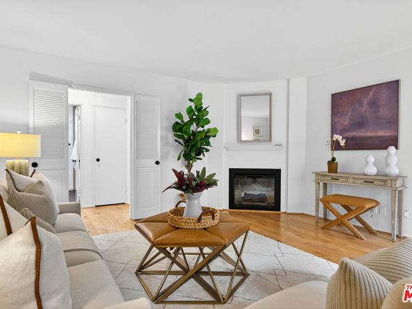 914 Lincoln Boulevard 207, Santa Monica CA 90403