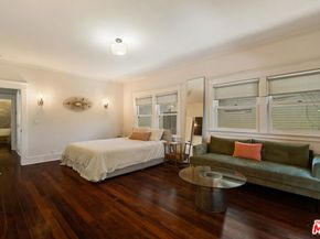 2337 W 29th Place, Los Angeles CA 90018