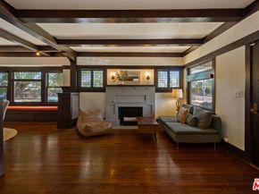 2337 W 29th Place, Los Angeles CA 90018