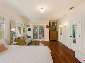 2337 W 29th Place, Los Angeles CA 90018