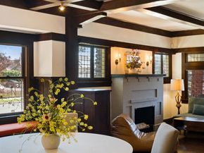 2337 W 29th Place, Los Angeles CA 90018