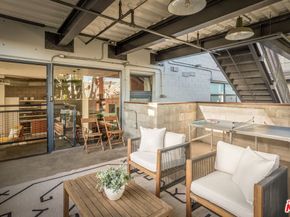 1534 17th Street 105, Santa Monica CA 90404