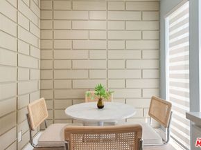 1341 N Mariposa Avenue, Los Angeles CA 90027