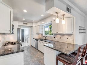6626 Burnet Avenue, Van Nuys CA 91405