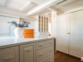 905 Berkeley Street, Santa Monica CA 90403