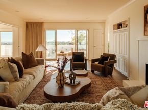 905 Berkeley Street, Santa Monica CA 90403